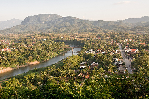 Jalan-Jalan Laos